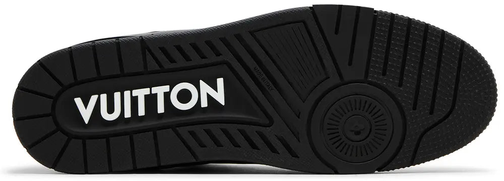 louis vuitton trainer embossed monogram black