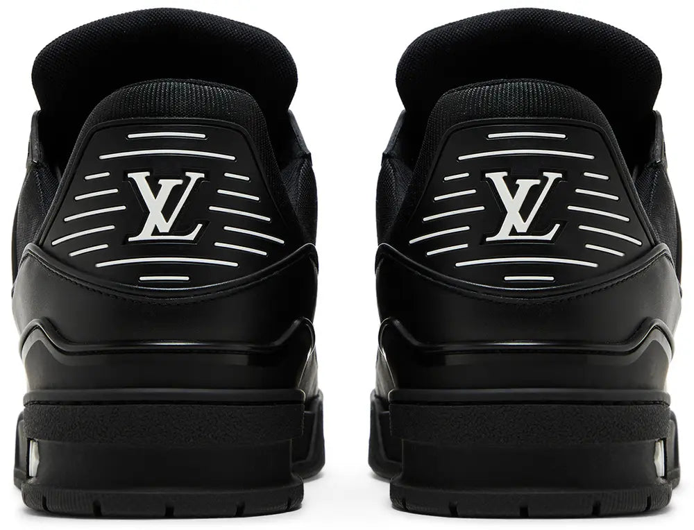 louis vuitton trainer embossed monogram black