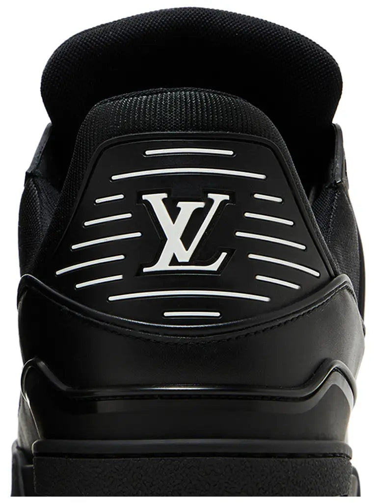 louis vuitton trainer embossed monogram black