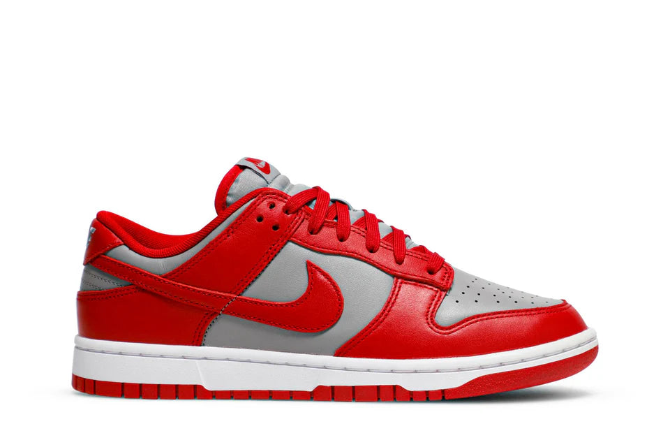 NIKE DUNK LOW SP ‘UNLV