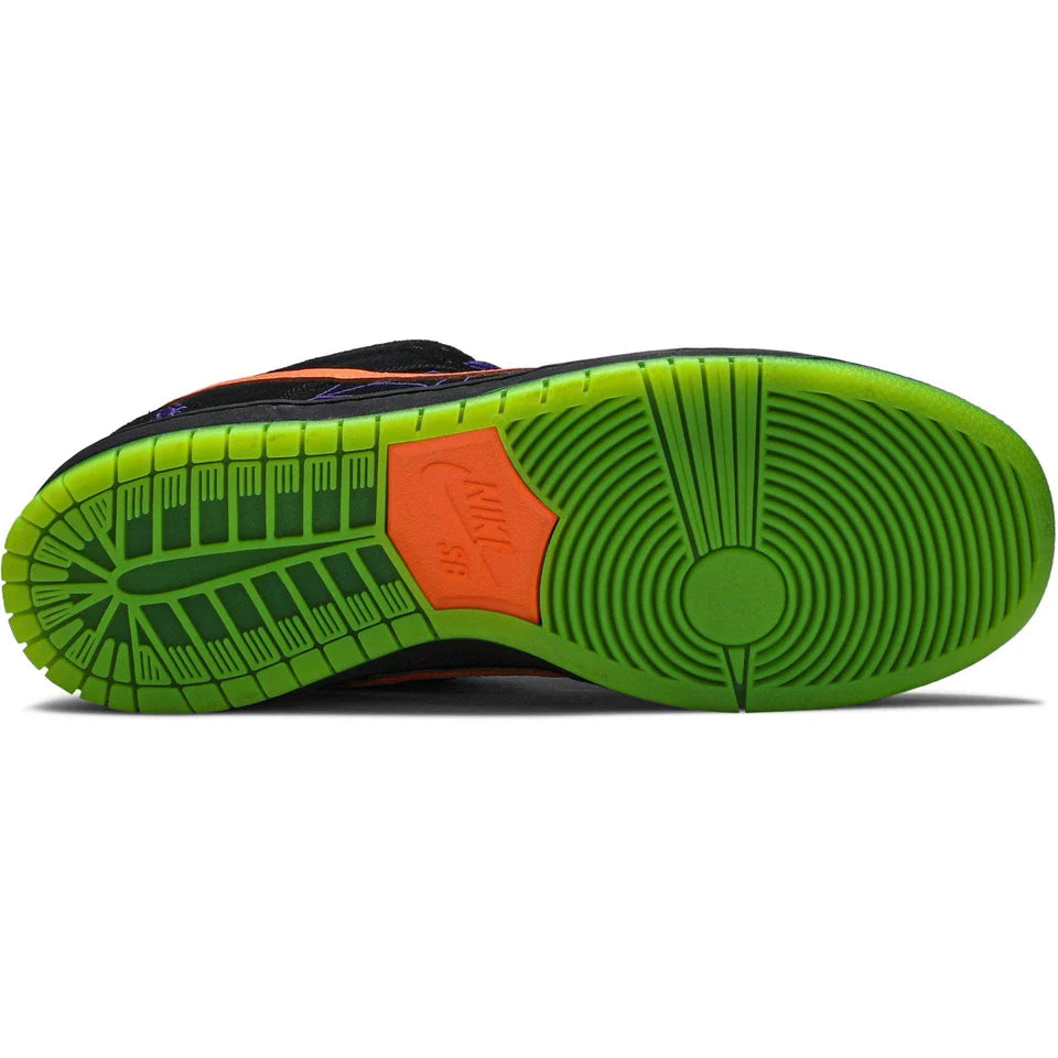 NIKE SB DUNK LOW NIGHT OF MISCHIEF