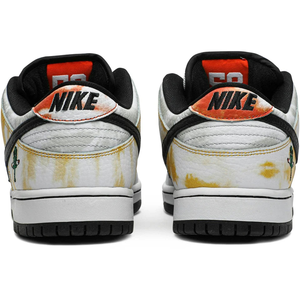 NIKE SB DUNK LOW ‘TIE-DYE RAYGUN – WHITE