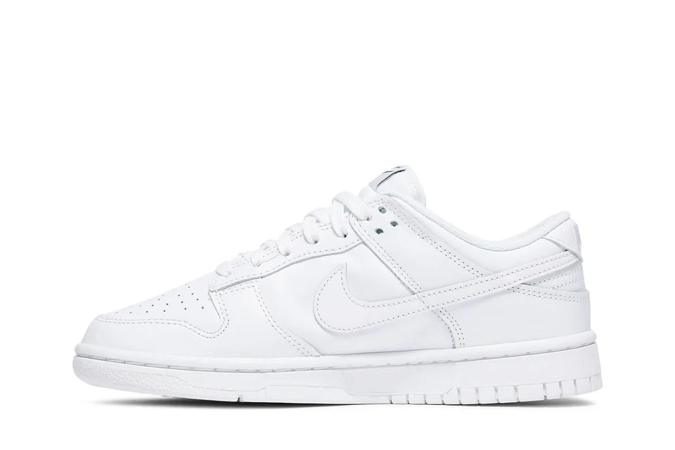 NIKE DUNK LOW TRIPLE WHITE
