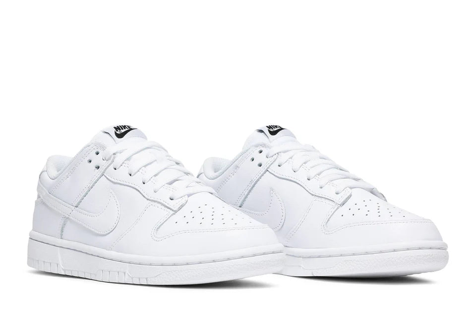 NIKE DUNK LOW TRIPLE WHITE